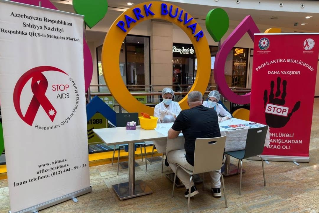 “Park Bulvar”da İİV-lə bağlı müayinələr aparılıb