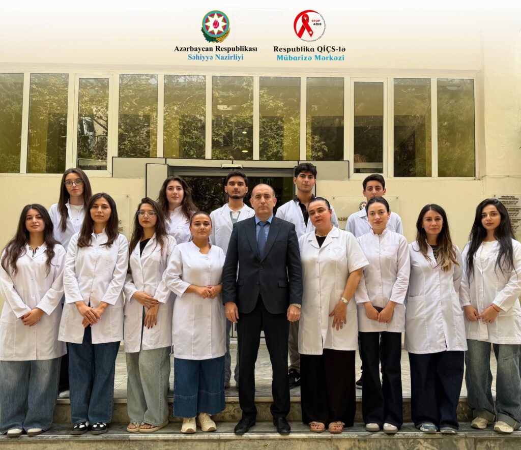 Tibb Universitetinin tələbələri Respublika QİÇS-lə Mübarizə Mərkəzində olublar